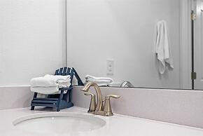 4 Bed 3 Bath In Champions Gate Resort! 4 Bedroom Townhouse