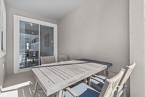 4 Bed 3 Bath In Champions Gate Resort! 4 Bedroom Townhouse