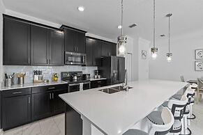 4 Bed 3 Bath In Champions Gate Resort! 4 Bedroom Townhouse