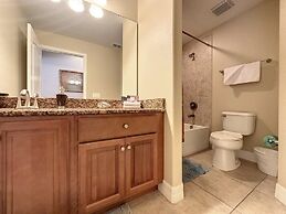 4 Bed 4 Bath With Private Pool/spa 4 Bedroom Home by RedAwning