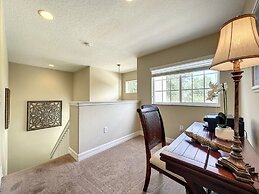 4 Bed 4 Bath With Private Pool/spa 4 Bedroom Home by RedAwning