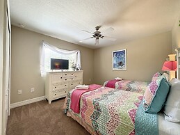 4 Bed 4 Bath With Private Pool/spa 4 Bedroom Home by RedAwning