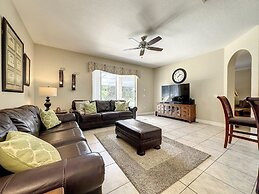 4 Bed 4 Bath With Private Pool/spa 4 Bedroom Home by RedAwning