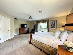 4 Bed 4 Bath With Private Pool/spa 4 Bedroom Home by RedAwning