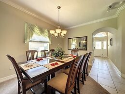 4 Bed 4 Bath With Private Pool/spa 4 Bedroom Home by RedAwning