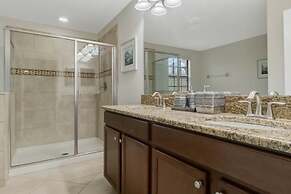 6 Beautiful Bedrooms 6 Baths Pool & Spa 6 Home by RedAwning