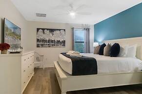 6 Beautiful Bedrooms 6 Baths Pool & Spa 6 Home by RedAwning