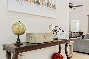 6 Beautiful Bedrooms 6 Baths Pool & Spa 6 Home by RedAwning