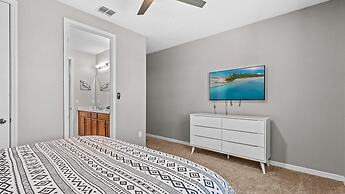 New Home 7 Bed Solara Resort Private Pool/spa 7 Bedroom Home by RedAwn