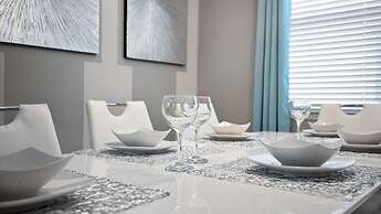 New Home 7 Bed Solara Resort Private Pool/spa 7 Bedroom Home by RedAwn