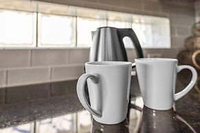 Large 7 Bed In Solterra Pool, Spa Near Disney 7 Bedroom Home by RedAwn