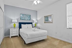 Large 7 Bed In Solterra Pool, Spa Near Disney 7 Bedroom Home by RedAwn