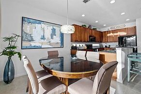 Large 7 Bed In Solterra Pool, Spa Near Disney 7 Bedroom Home by RedAwn