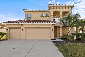 Large 7 Bed In Solterra Pool, Spa Near Disney 7 Bedroom Home by RedAwn
