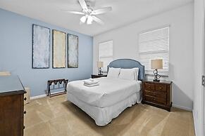 Large 7 Bed In Solterra Pool, Spa Near Disney 7 Bedroom Home by RedAwn