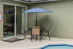 Fun In The Sun 5 Bed 5 Bath - Pool Near Disney 5 Bedroom Home by RedAw