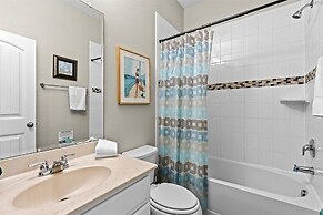 Fun In The Sun 5 Bed 5 Bath - Pool Near Disney 5 Bedroom Home by RedAw