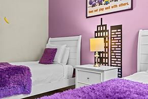 Fun In The Sun 5 Bed 5 Bath - Pool Near Disney 5 Bedroom Home by RedAw