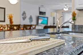 Fun In The Sun 5 Bed 5 Bath - Pool Near Disney 5 Bedroom Home by RedAw