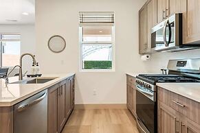 Sunshine & Happiness #7 3 Bedroom Townhouse