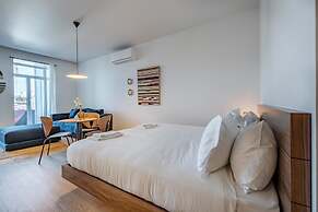 Nomad s Lux - 1bdr Almada Cool