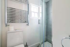 Stylish Kings-cross Maisonette