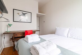 Stylish Kings-cross Maisonette