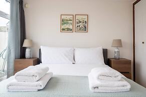 Stylish Kings-cross Maisonette