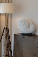 Jantaris Apartment by Renters Prestige