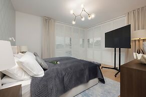 Jantaris Apartment by Renters Prestige