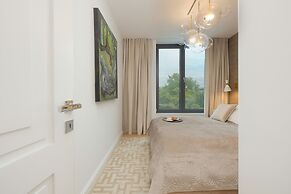 Jantaris Apartment by Renters Prestige
