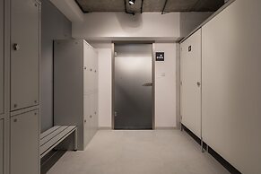 Jantaris Apartment by Renters Prestige