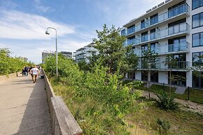 Jantaris Apartment by Renters Prestige