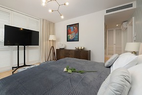 Jantaris Apartment by Renters Prestige