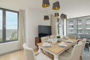 Jantaris Apartment by Renters Prestige