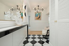 Jantaris Apartment by Renters Prestige