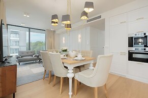 Jantaris Apartment by Renters Prestige