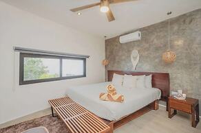 Royal PH Private Rooftop Deck Pool