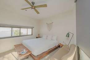 Royal PH Private Rooftop Deck Pool