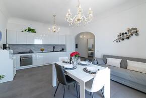 Casa Clara - Modern House With Breathtaking Views of Capri and Positan