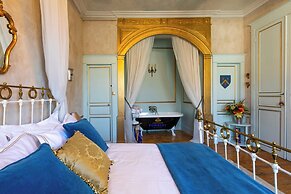 Champagne House