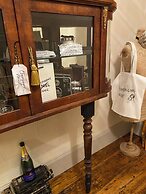Champagne House
