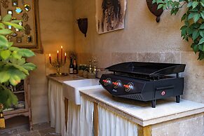 Champagne House