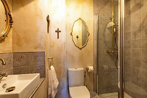 Champagne House
