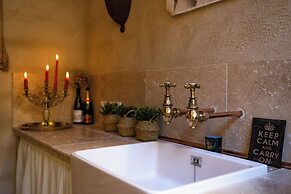Champagne House