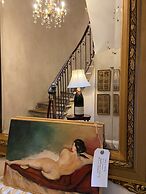 Champagne House