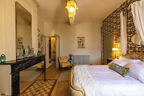 Champagne House