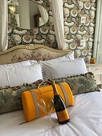 Champagne House