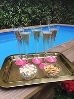 Champagne House