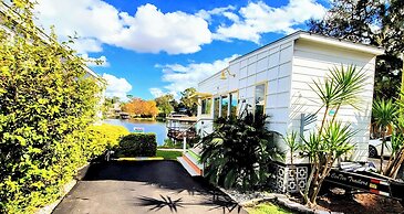 Orlando Lakefront Tiny House Community